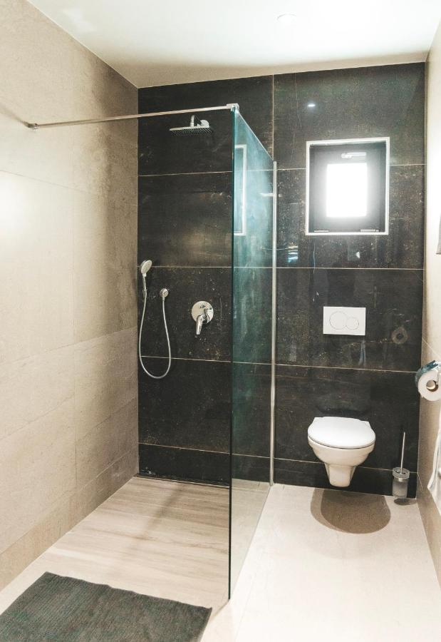 פאלם ביץ' Gray Door Apartments - Adults Only מראה חיצוני תמונה