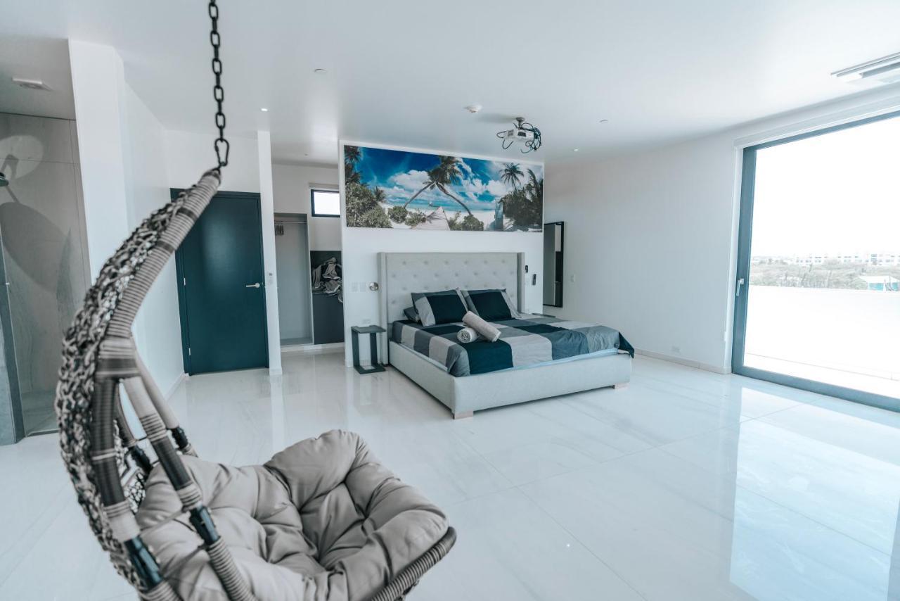 פאלם ביץ' Gray Door Apartments - Adults Only מראה חיצוני תמונה