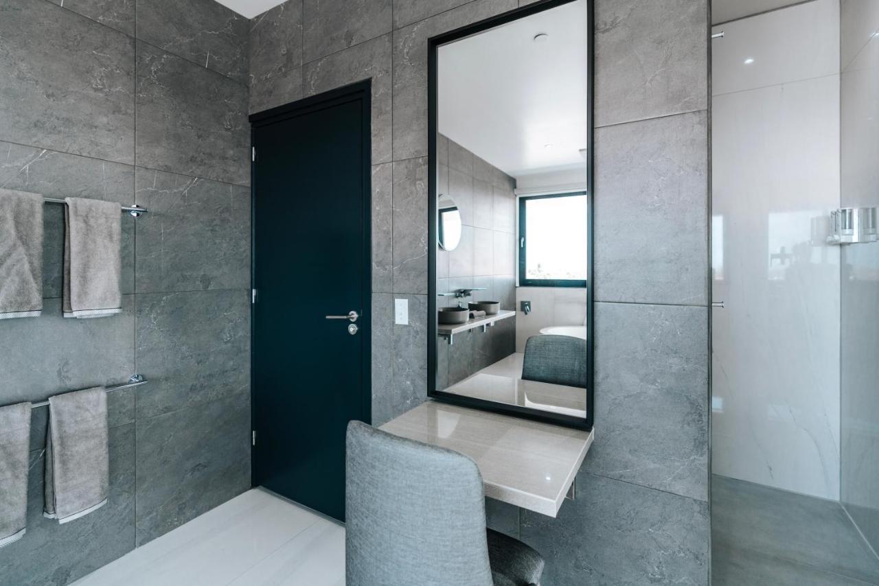 פאלם ביץ' Gray Door Apartments - Adults Only מראה חיצוני תמונה