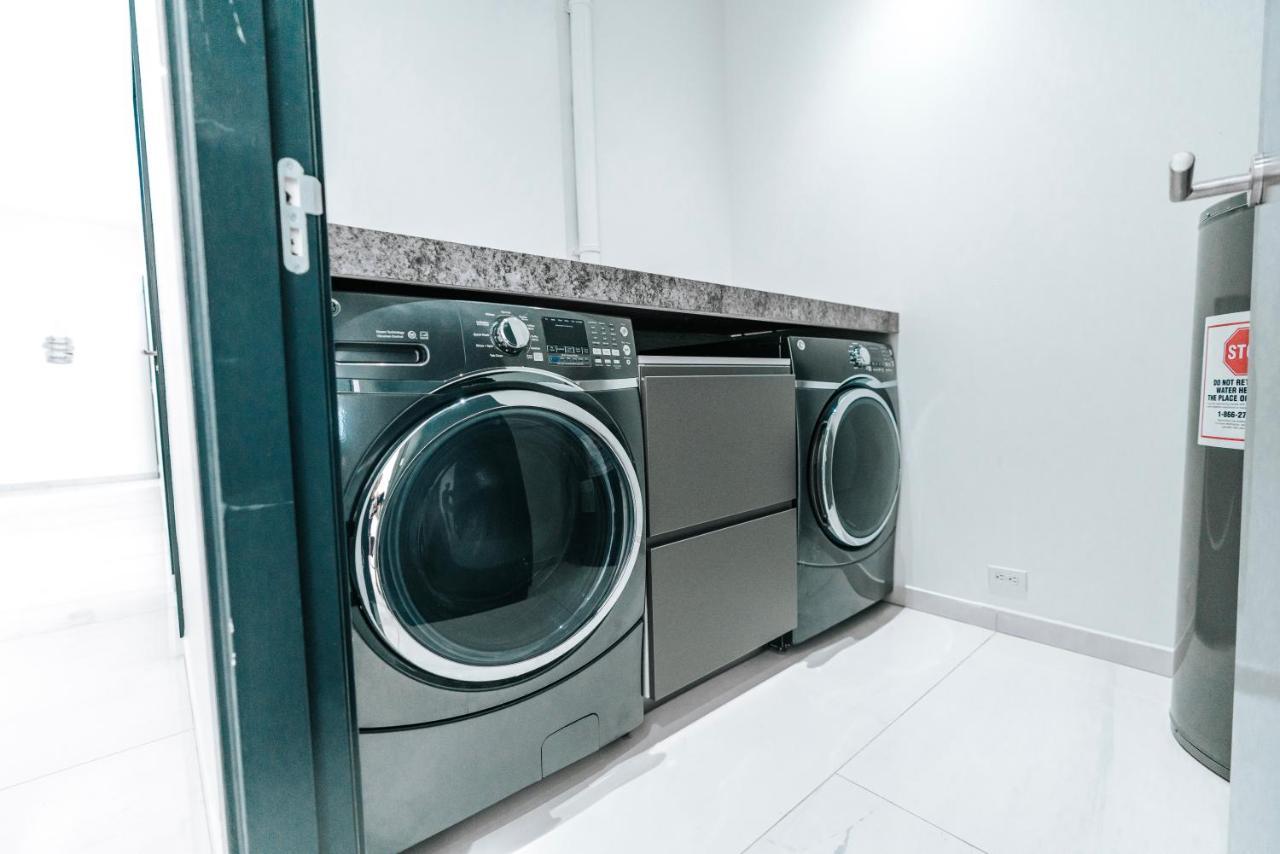 פאלם ביץ' Gray Door Apartments - Adults Only מראה חיצוני תמונה